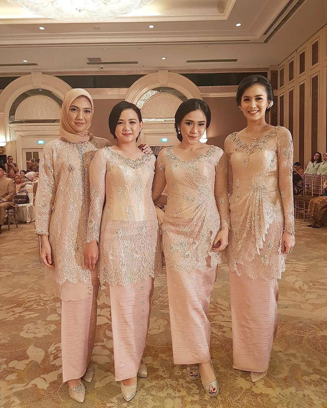 kebaya modern