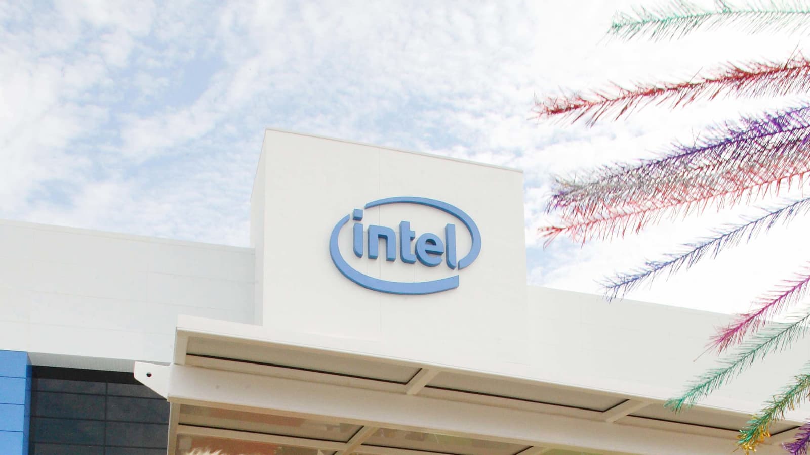 Intel is to invest
