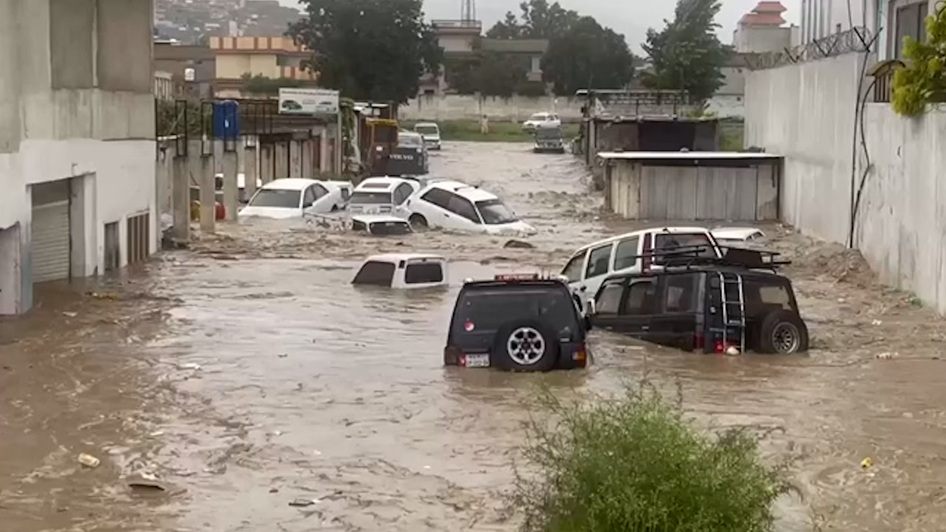 devastating floods hit Pakistan